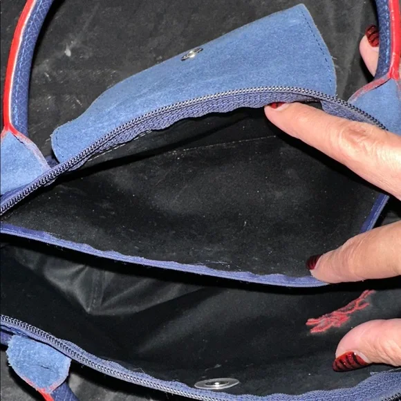 Longchamp Navy Blue zip tote with red details and silver hardware - Picture 12 of 16